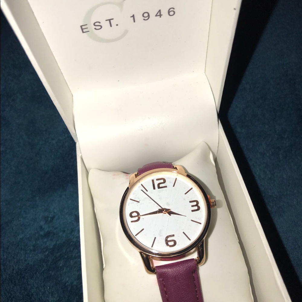 Watch with fuchsia strap